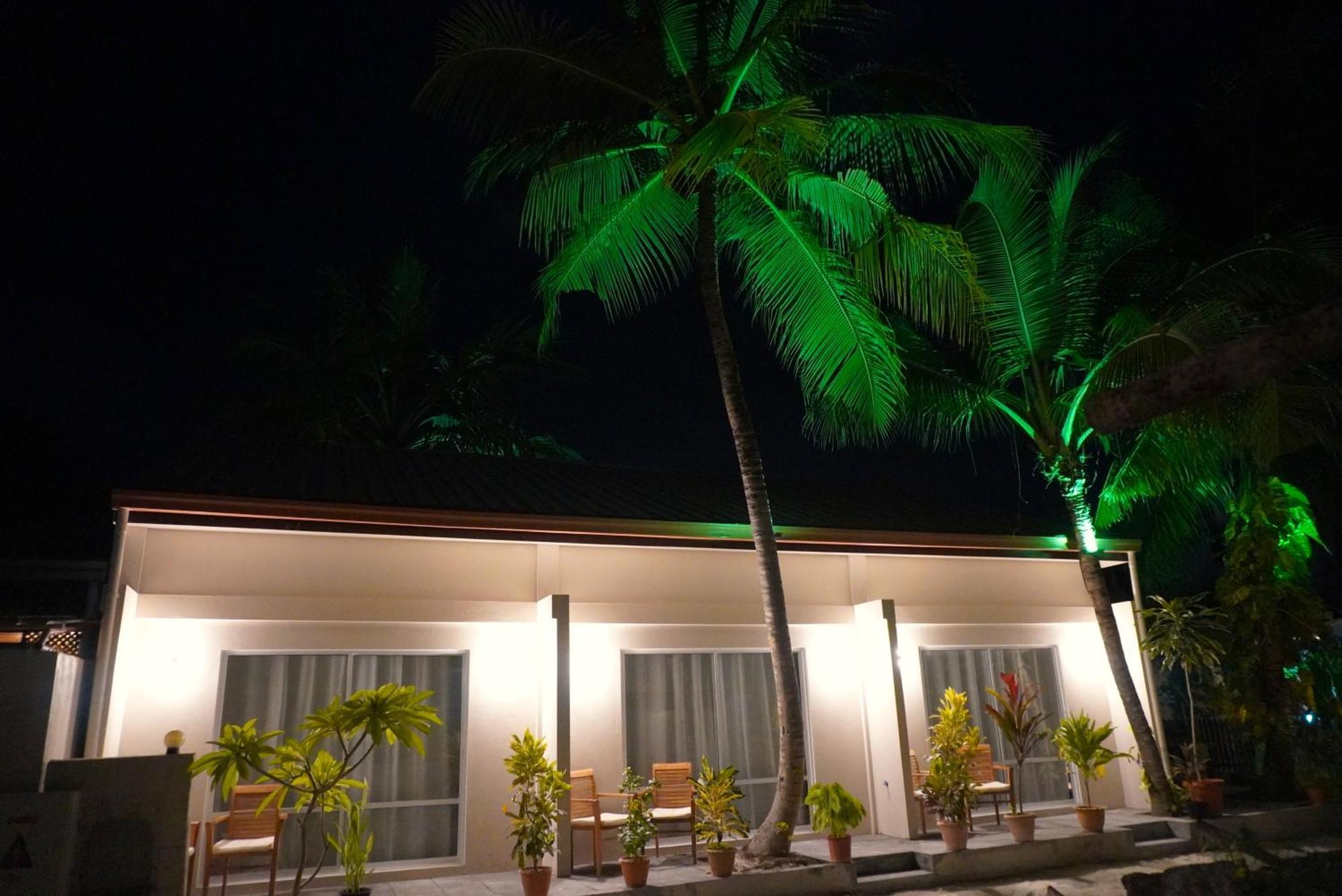 Hotel TME Retreats Dhigurah à Dhigurah  Extérieur photo